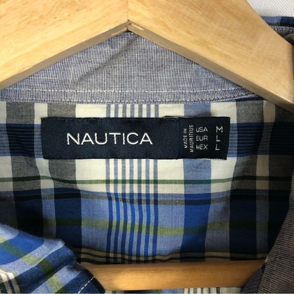 Nautica Blue & White Plaid Long Sleeve Button Down M - Picture 4 of 4